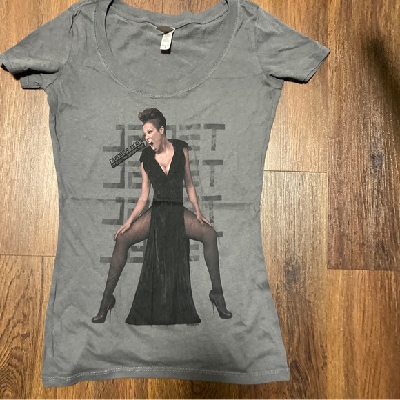 Authentic Janet Jackson up close and personal Gray t shirt concert 2011 - Picture 2 of 14